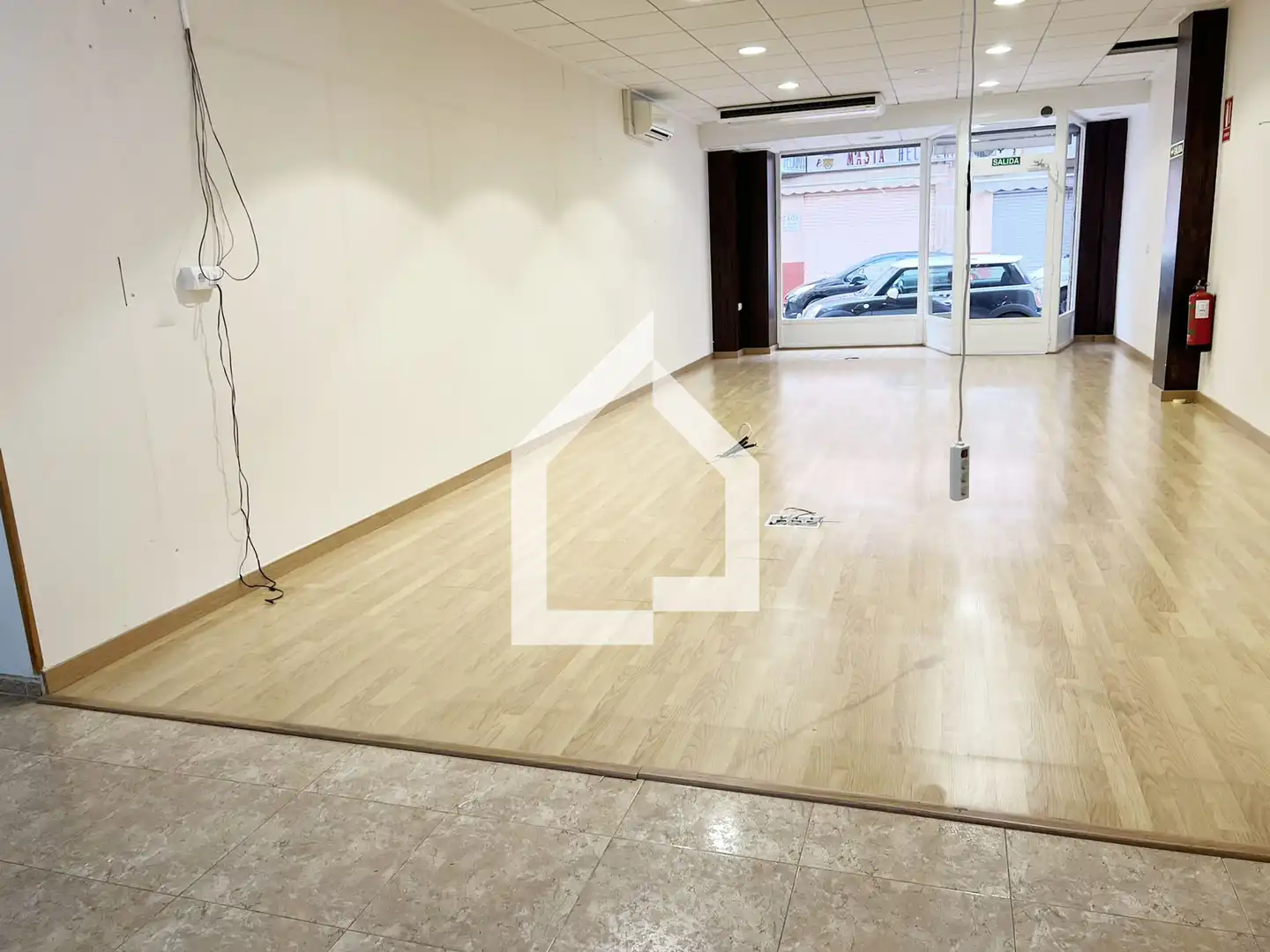 Gewerbefläche zum Verkauf in Calle Capitán Torregrosa, imagen 4
