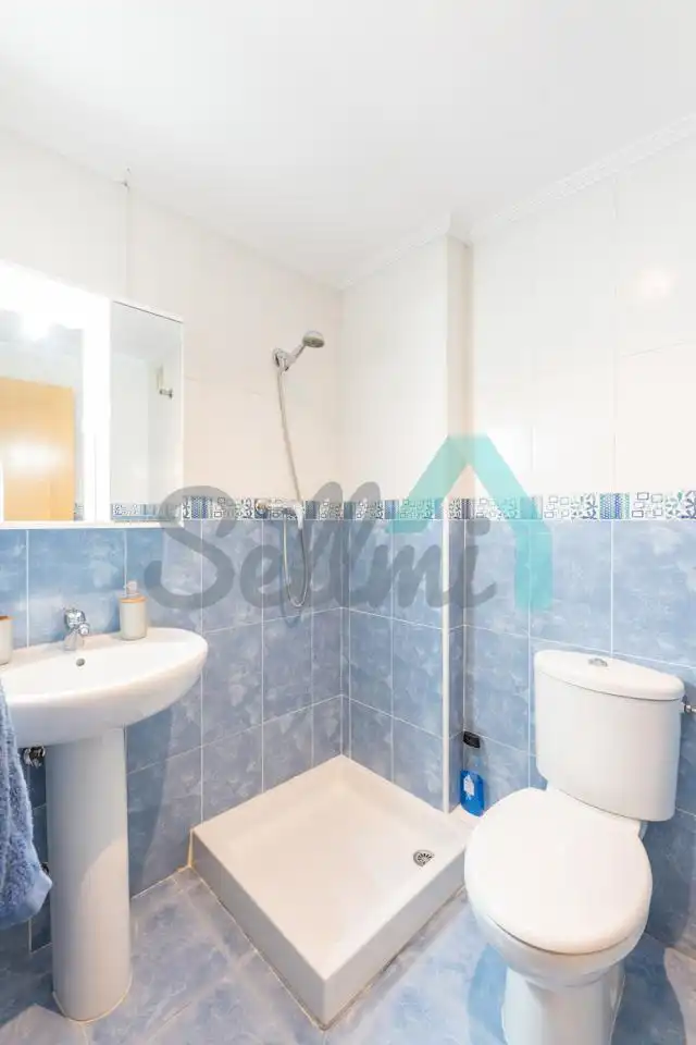 Wohnung zur Miete in Calle Puerto San Isidro, Teatinos - Los Prados