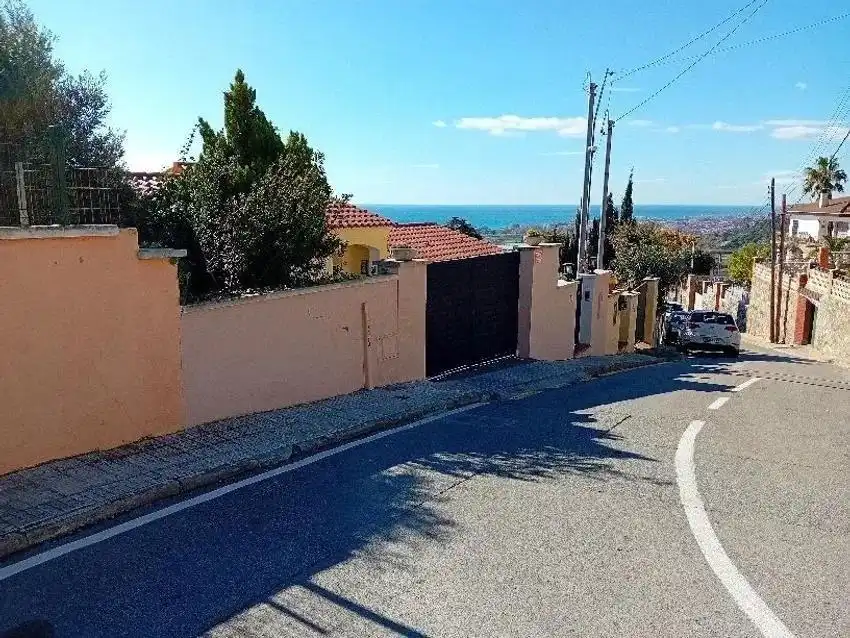 Adosado con piscina en venta en Carrer PEIXOS 10, imagen 3