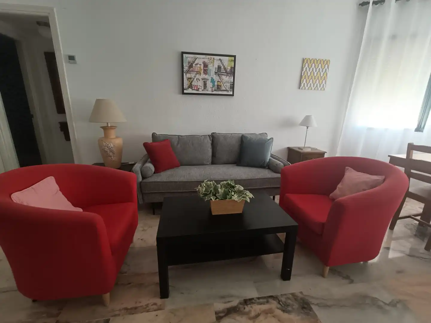 Apartamento de alquiler en Avenida Alcalde Luis Uruñuela, Urbadiez - Entrepuentes