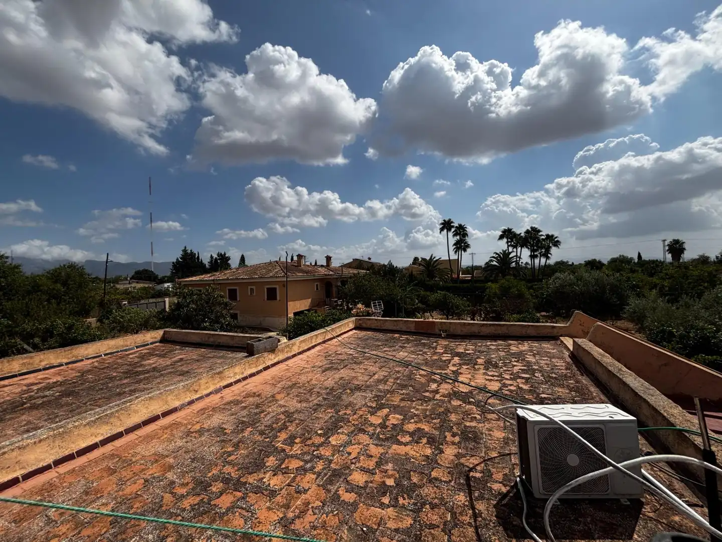 Vista exterior de Casa o xalet en venda en  Palma de Mallorca amb Jardí privat i Moblat