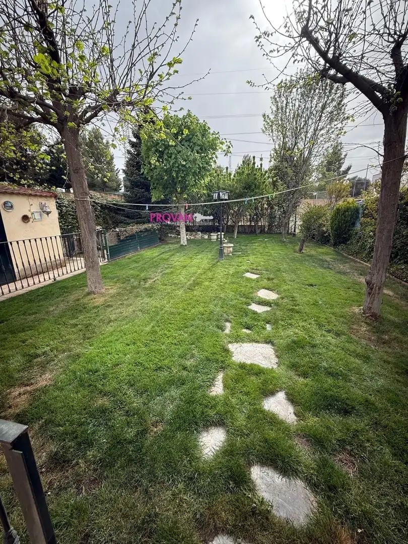 Detached homes for sale in Loeches  with Heating, Private garden and Storage room