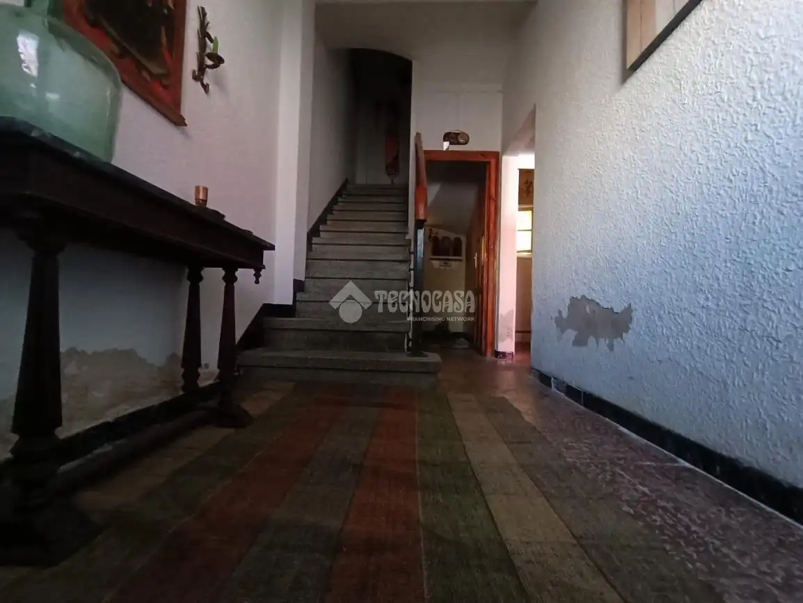 Detached homes for sale in Zaragoza