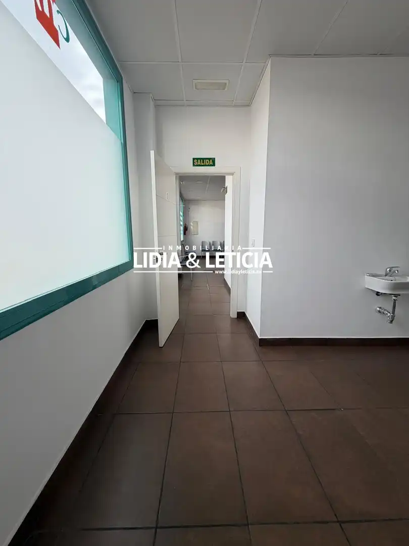 Gewerbefläche zum Verkauf in Nueva Alcalá, imagen 11