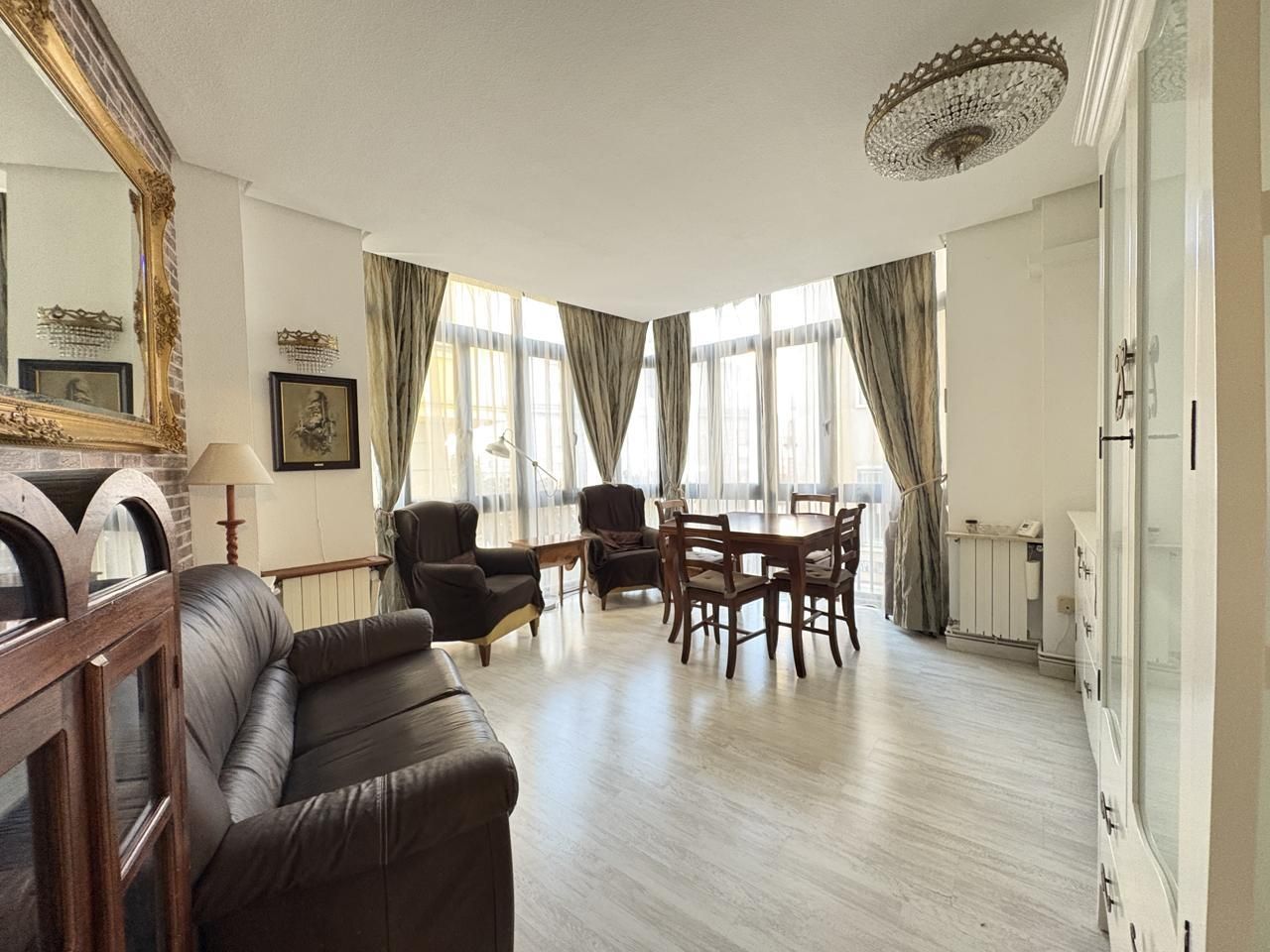 Living room of Flat to rent in  Madrid Capital  with Heating and Furnished