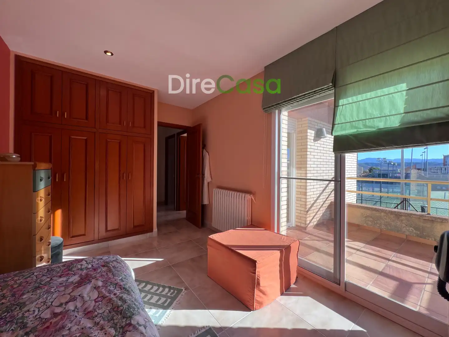 Habitación de Casa o chalet en venta en Móra d'Ebre con Aire acondicionado, Calefacción y Jardín privado
