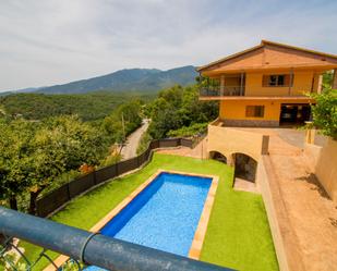 Vista exterior de Casa o xalet en venda en Riells i Viabrea amb Piscina