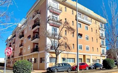 Exterior view of Flat for sale in Badajoz Capital  with Air Conditioner, Heating and Balcony