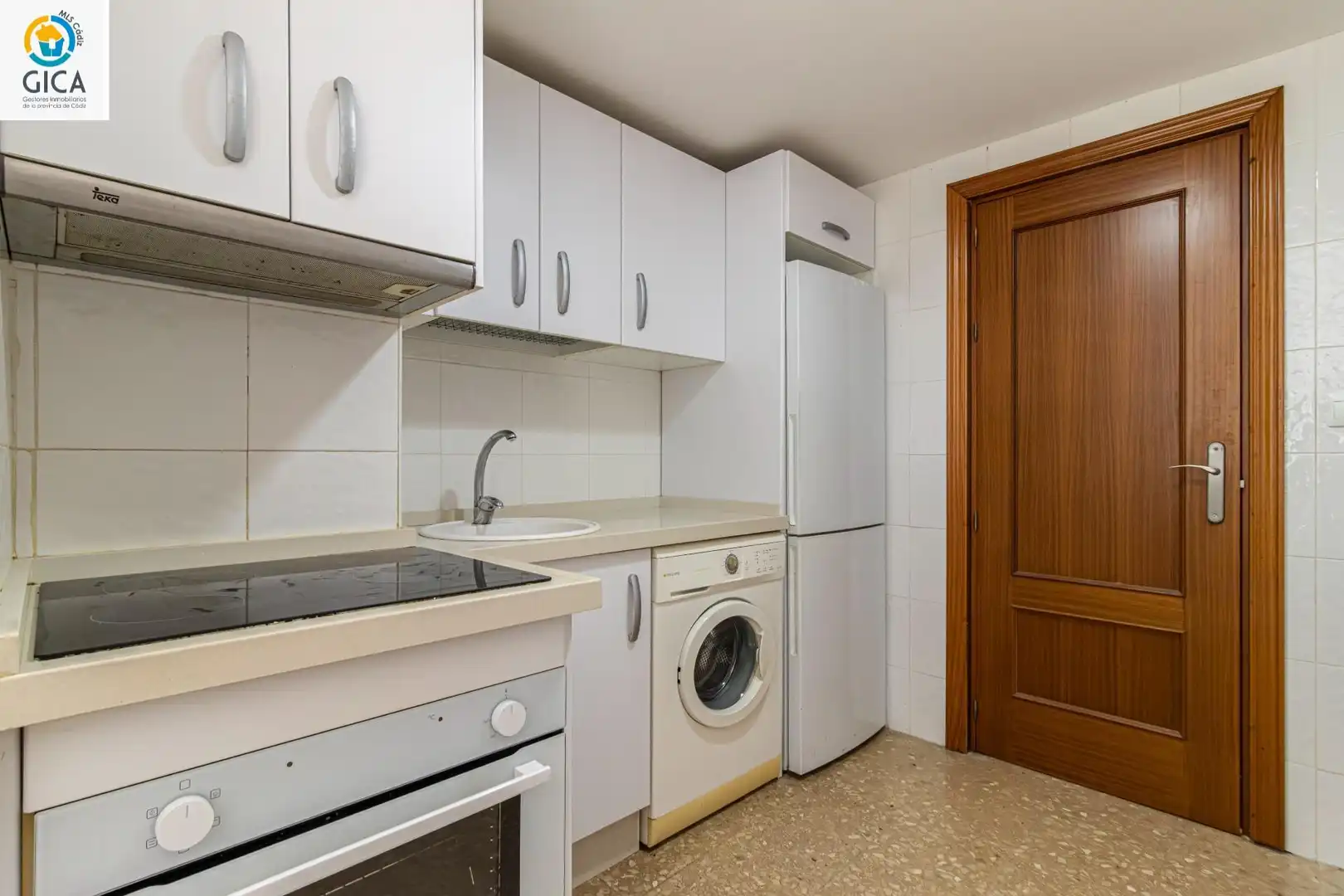 Kitchen of Flat for sale in Jerez de la Frontera  with Air Conditioner, Furnished and Community pool