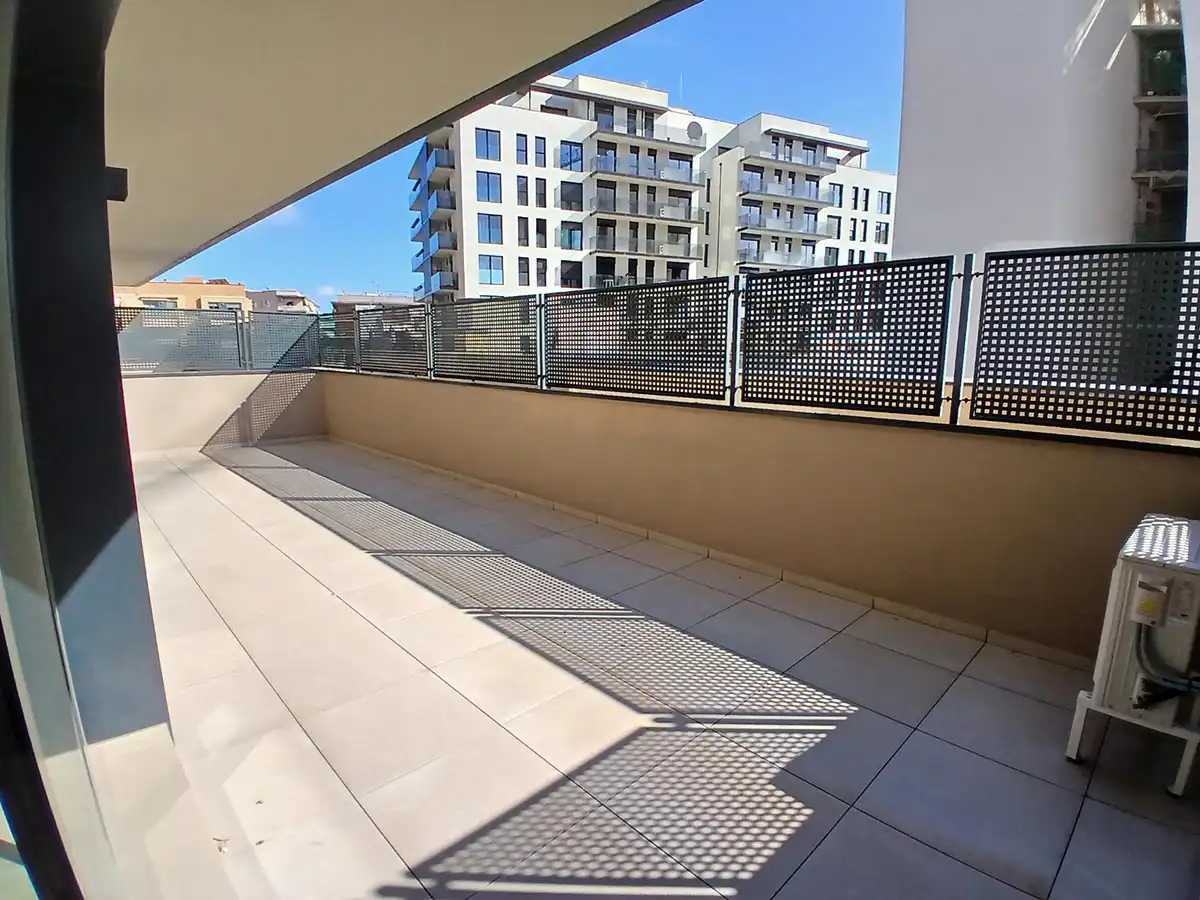 Terraza de Piso de alquiler en Sant Joan Despí con Terraza, Trastero y Horno