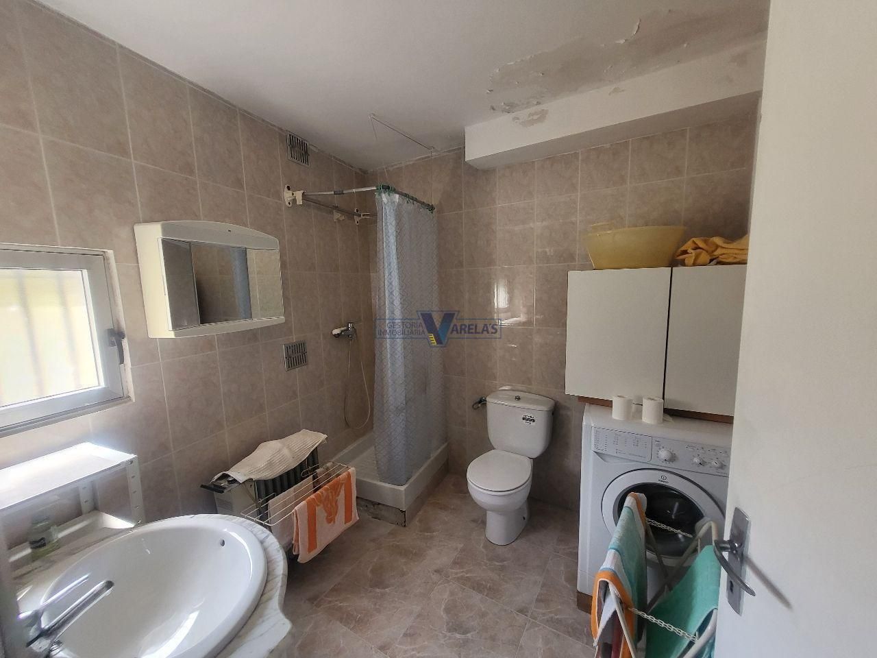 Bany de Casa o xalet en venda en Bande amb Traster i Moblat