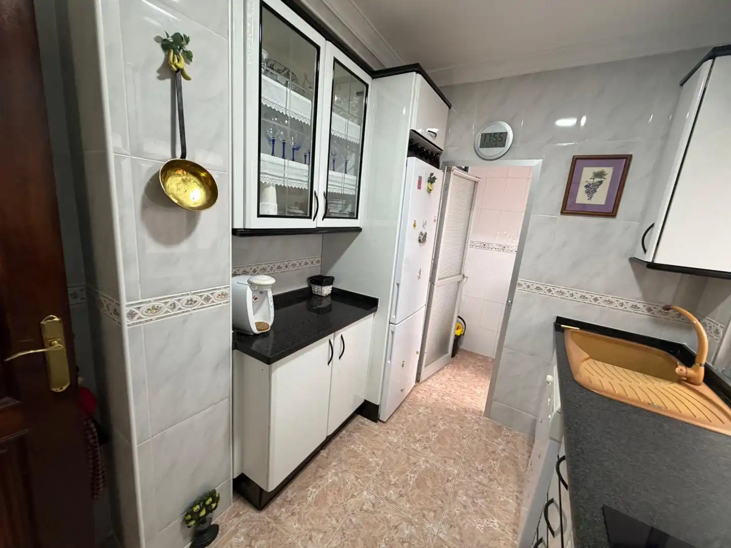 Piso con ascensor en venta en Calle Ciudad de Buckara 3, imagen 2