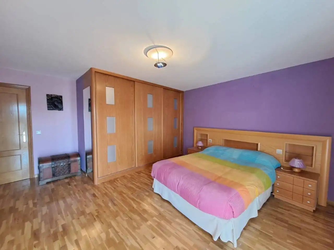 Dormitori de Casa o xalet en venda en Burgos amb Calefacció, Jardí privat i Parquet