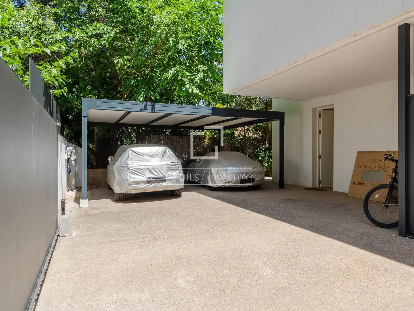 Parking of Houses for sale in Godella  with Air Conditioner, Heating and Private garden
