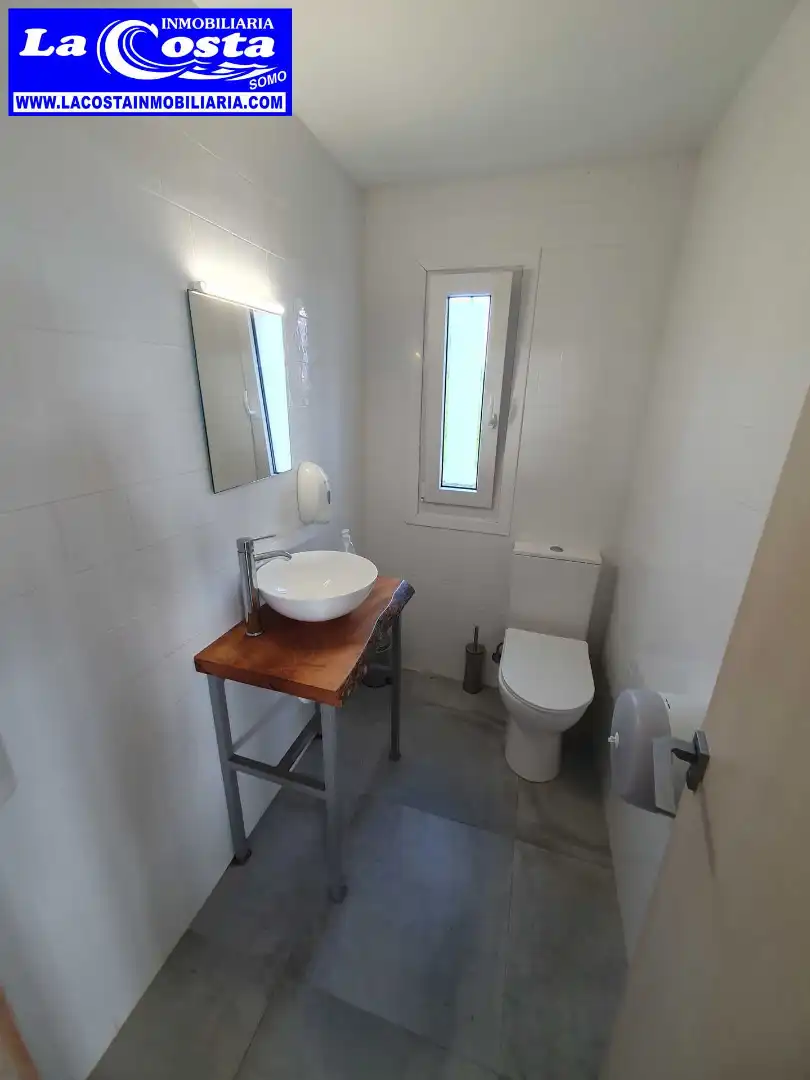 Bany de Casa o xalet en venda en Ribamontán al Mar amb Calefacció, Jardí privat i Terrassa