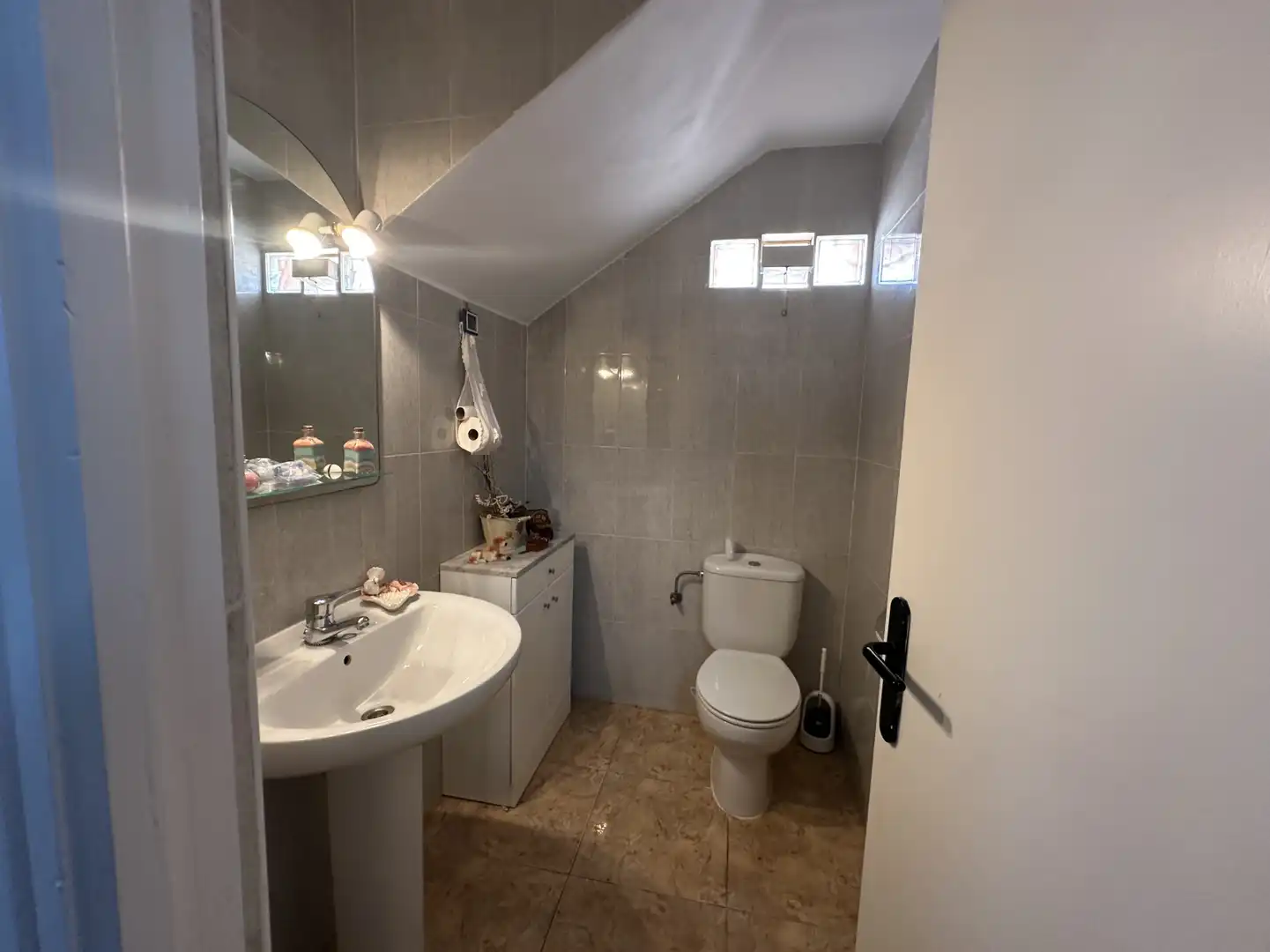 Baño de Casa o chalet en venta en Almonacid de la Sierra con Aire acondicionado, Calefacción y Terraza