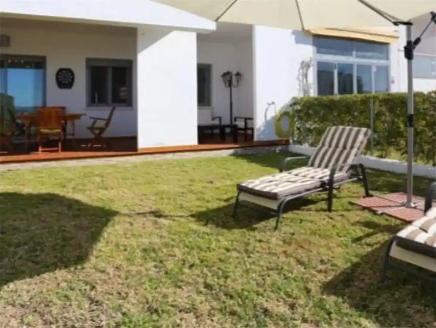 Jardí de Pis de lloguer en Conil de la Frontera amb Aire condicionat, Jardí privat i Piscina
