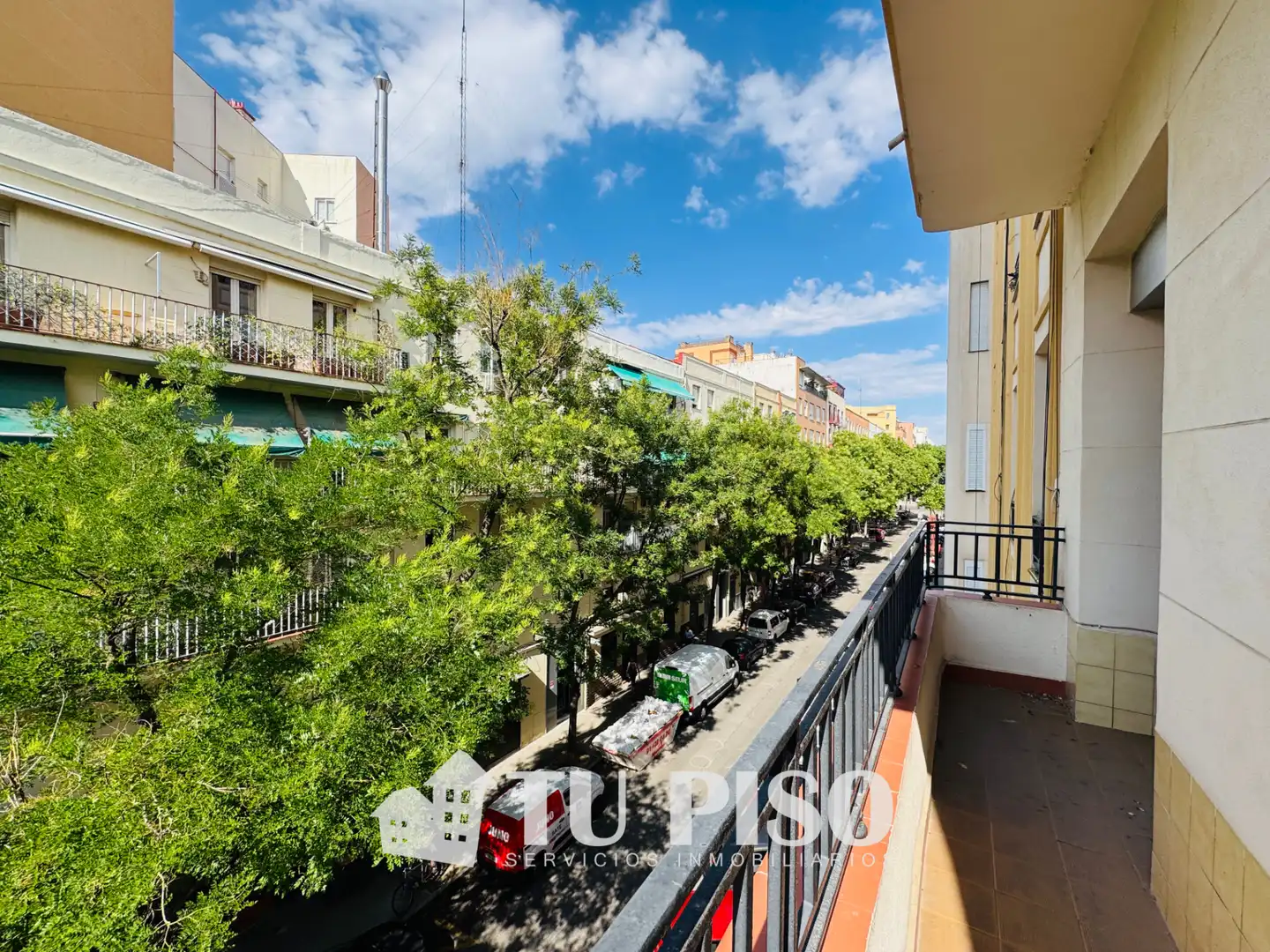 Außenansicht von Wohnung zur Miete in Madrid mit Heizung, Terrasse und Möbliert