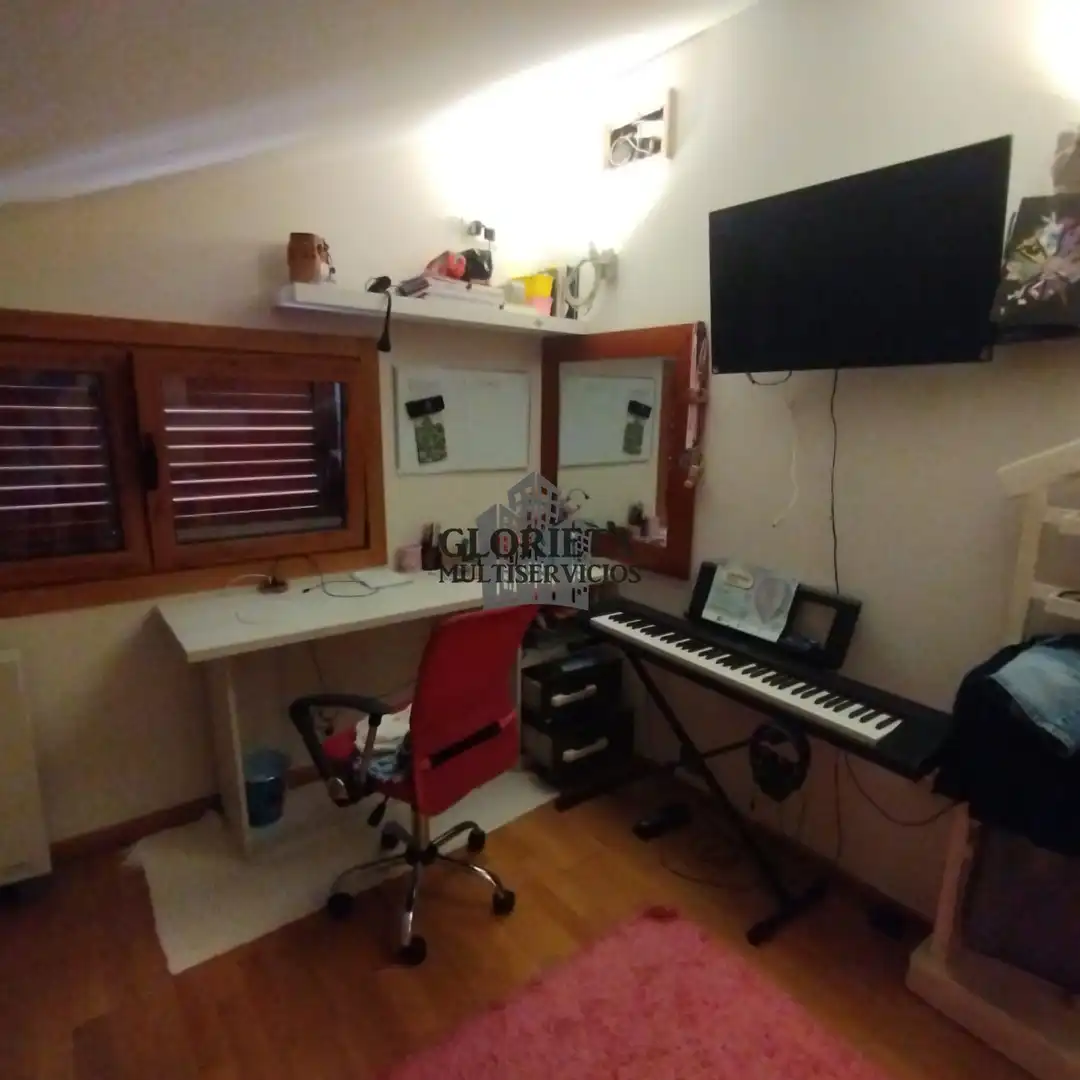 Casa o xalet en venda en Vigo  amb Calefacció, Terrassa i Traster