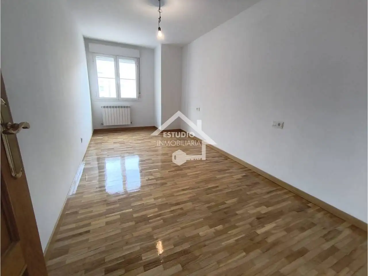 Bedroom of Flat for sale in Mendavia, Navarra