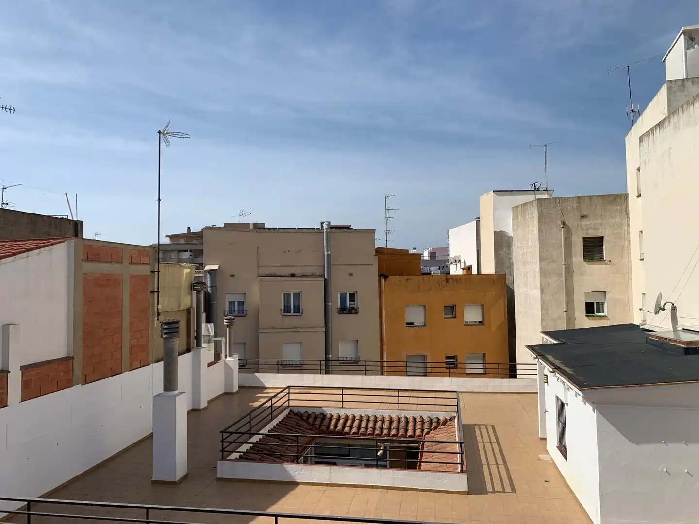 Exterior view of Flat for sale in Roses  with Air Conditioner, Heating and Terrace