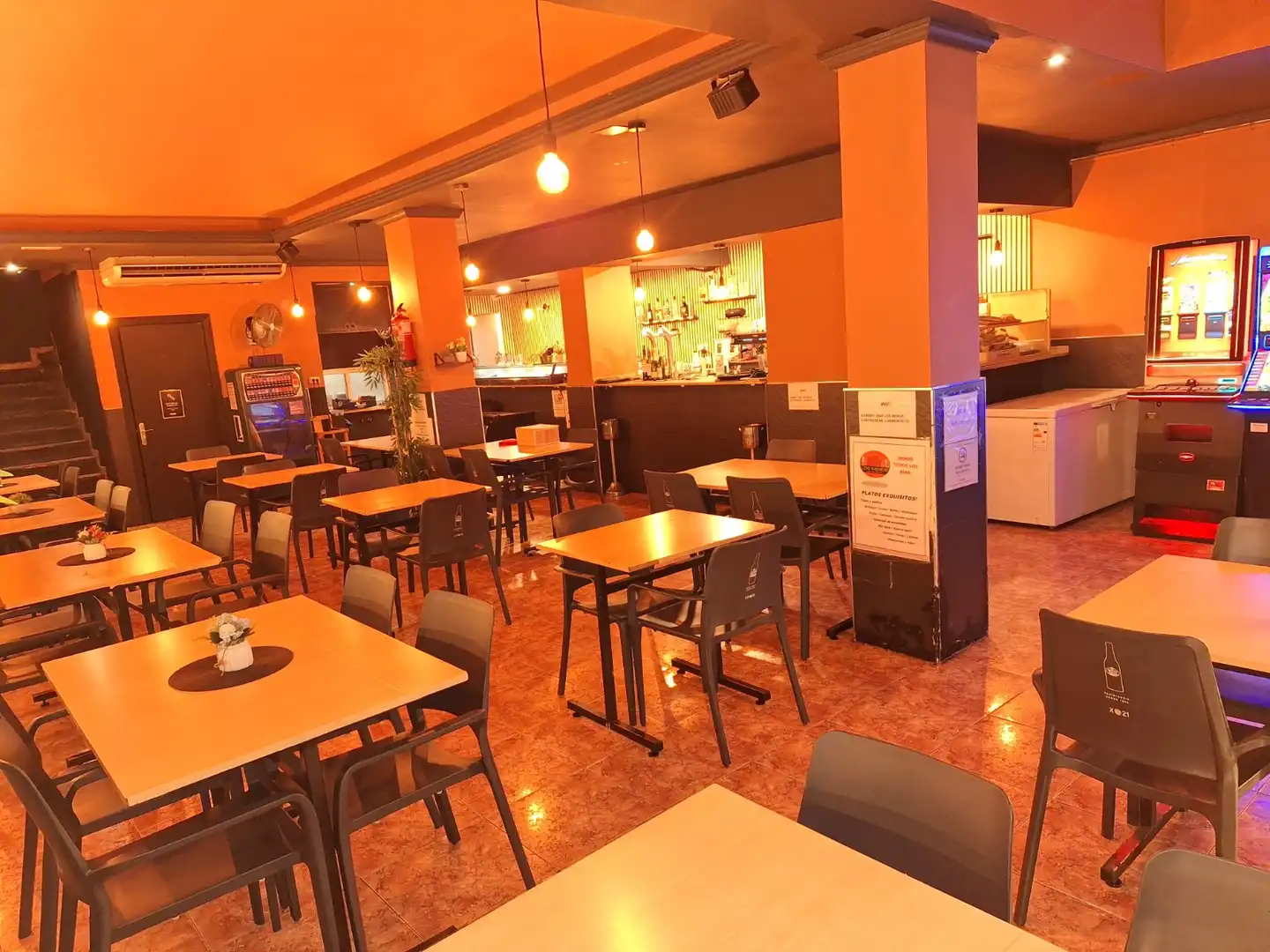 Business premises for transfer in Sant Martí, imagen 6