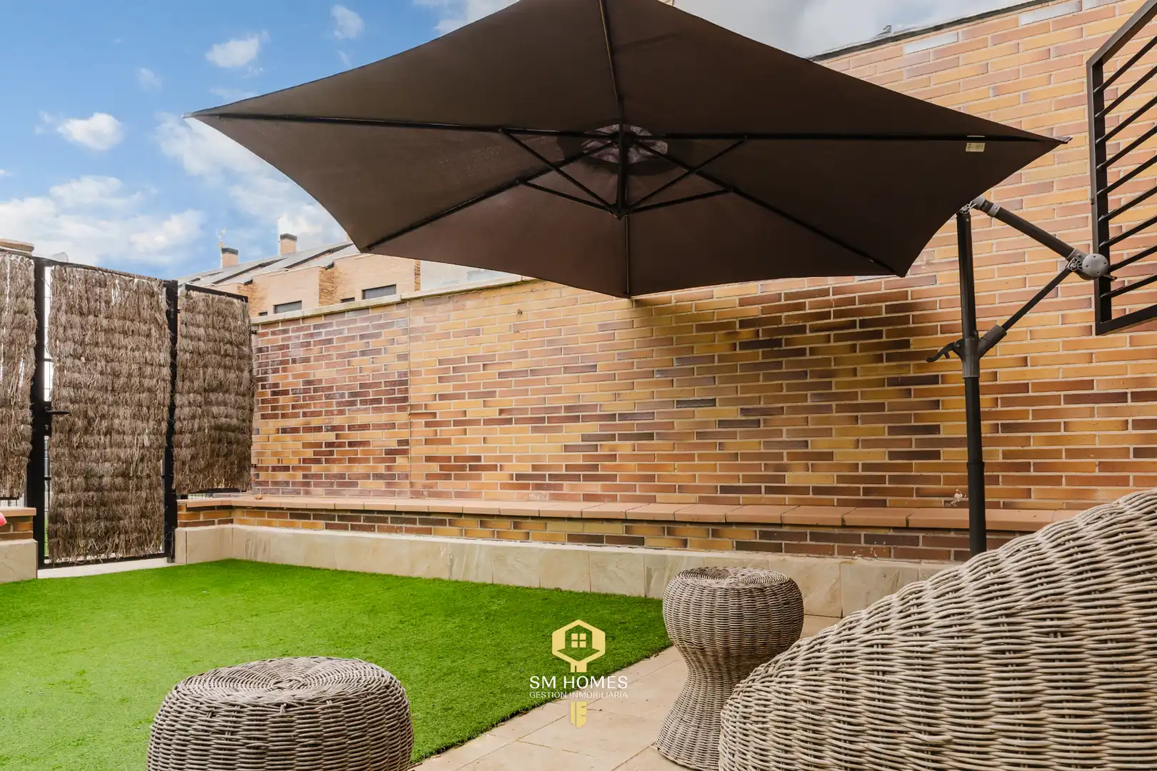 Terrace of Houses for sale in  Madrid Capital  with Air Conditioner, Heating and Private garden