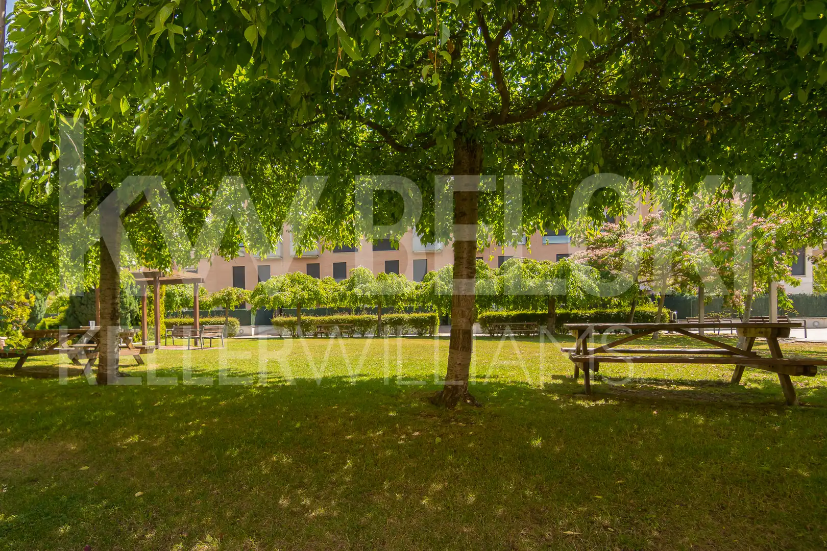 Jardín de Dúplex en venta en  Pamplona / Iruña con Calefacción y Balcón
