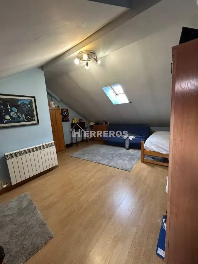 Casa adosada en venta en  Logroño con Aire acondicionado, Calefacción y Jardín privado