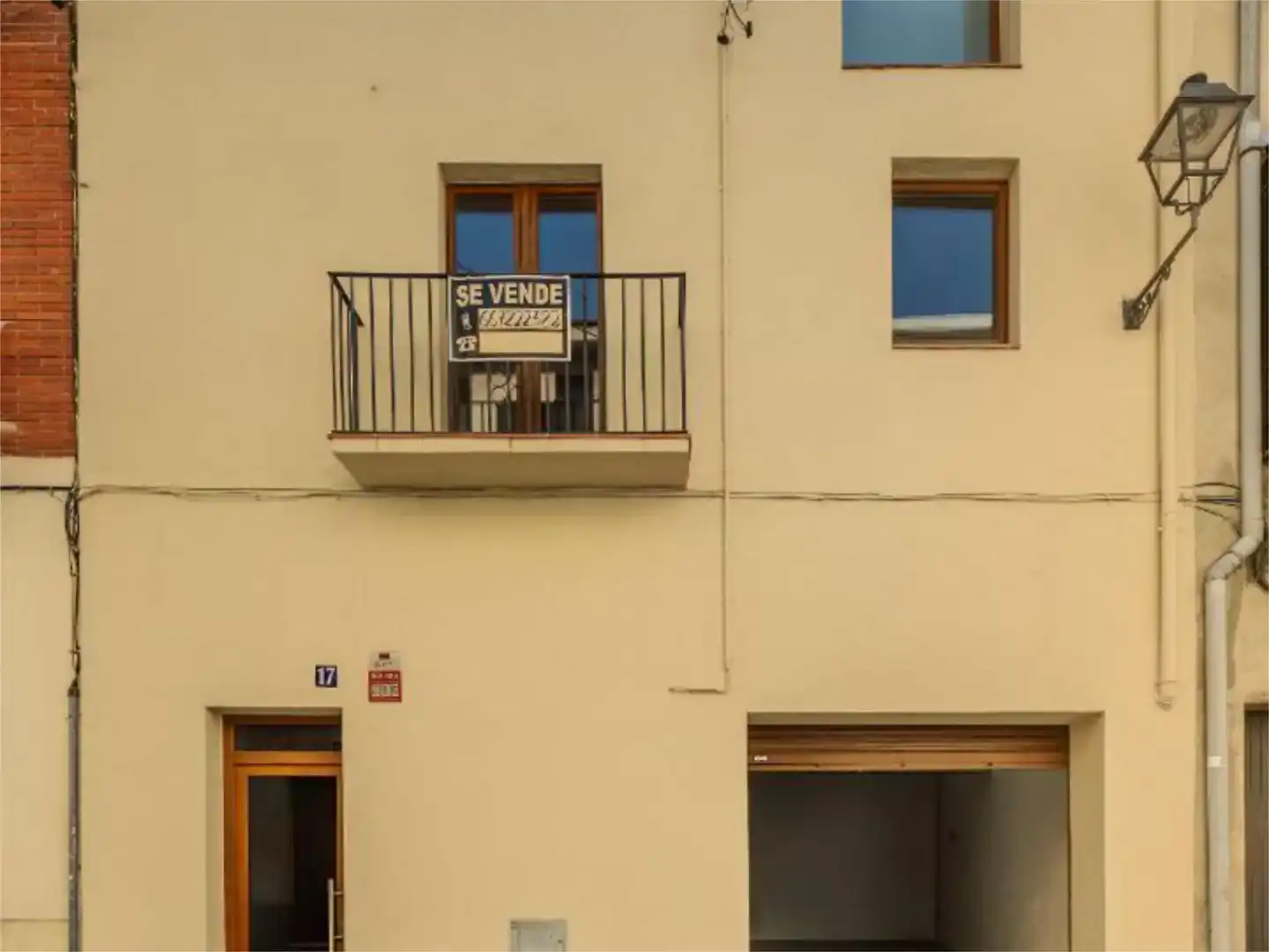Vista exterior de Pis en venda en Vilallonga del Camp amb Aire condicionat, Traster i Balcó