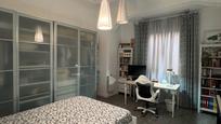 Bedroom of Flat for sale in  Valencia Capital