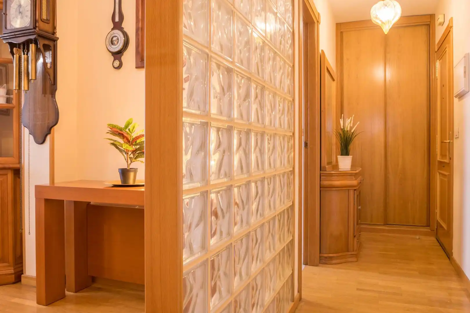 Wohnung zum Verkauf in Culleredo mit Heizung, Parkett und Abstellraum
