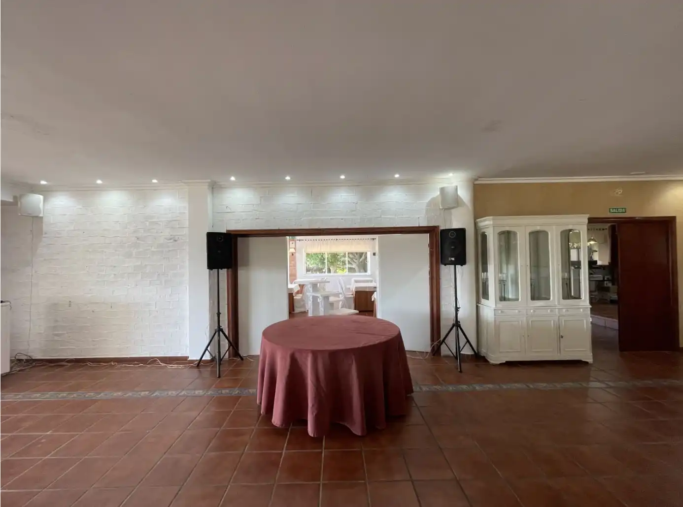 Houses for sale in Algeciras  with Private garden, Terrace and Furnished