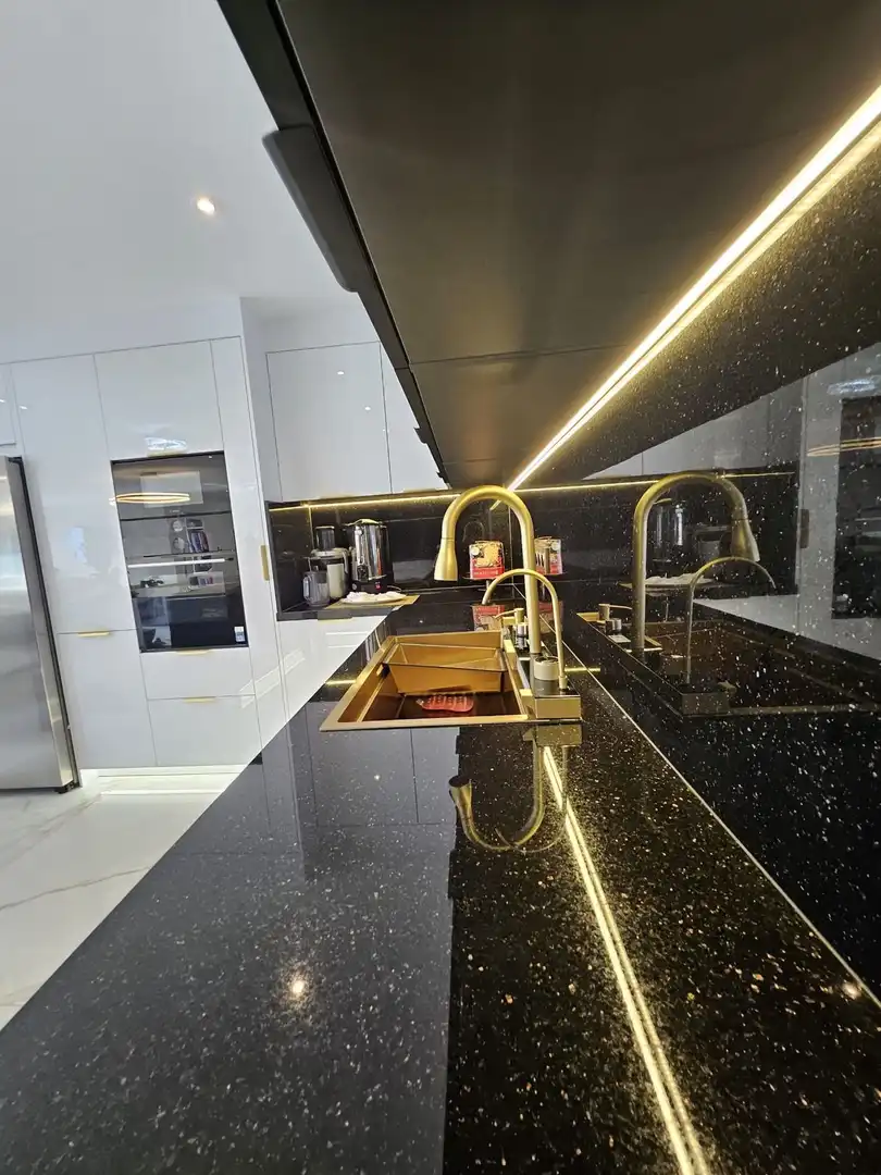 Cocina de Finca rústica de alquiler en Estepona con Piscina