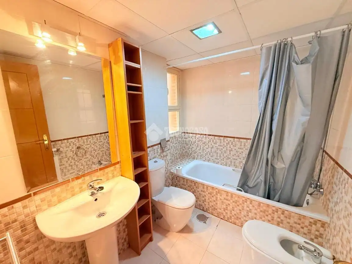 Baño de Piso en venta en Valdemoro con Calefacción y Trastero