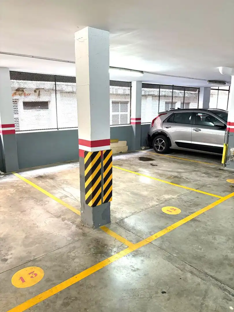 Parkplatz zum Verkauf in ENRIQUE GRANADOS 64, imagen 3