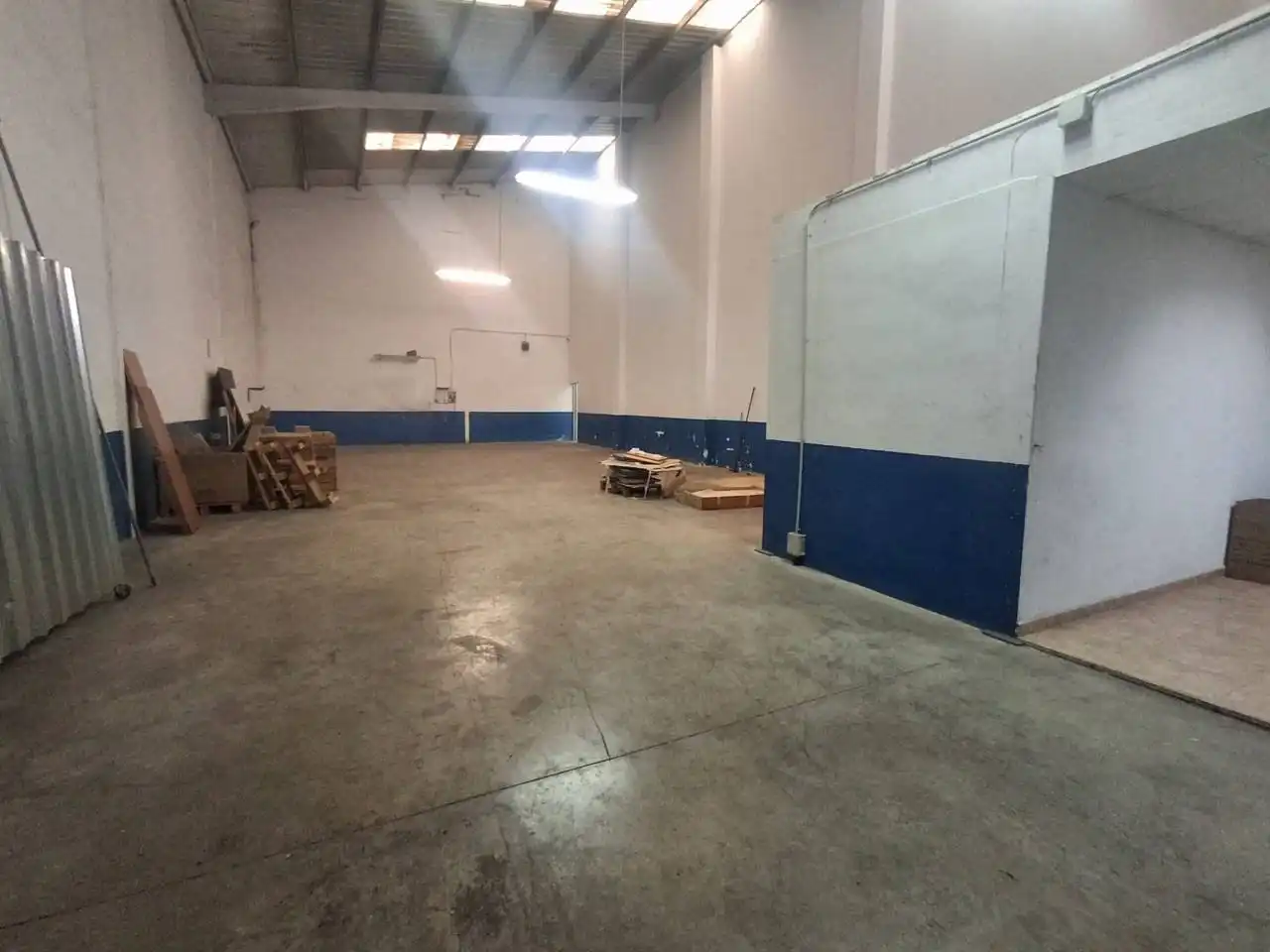 Nau industrial en venda en Aldaia amb Alarma