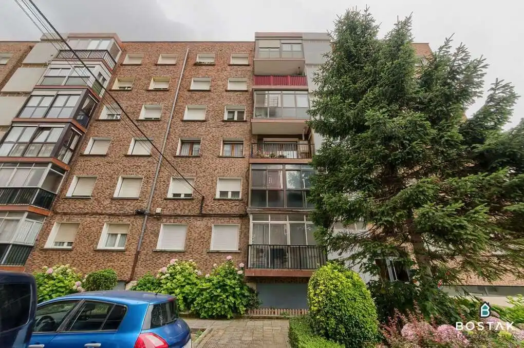 Exterior view of Flat for sale in Bilbao   with Heating, Furnished and Balcony