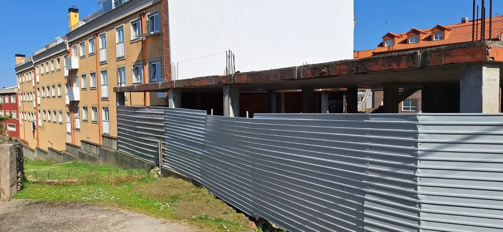 Gebäude zum Verkauf in Travesía de Meicende, 51, Pastoriza