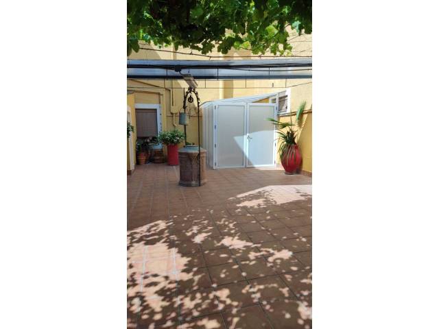 Casa-chalet en Venta en Hellín