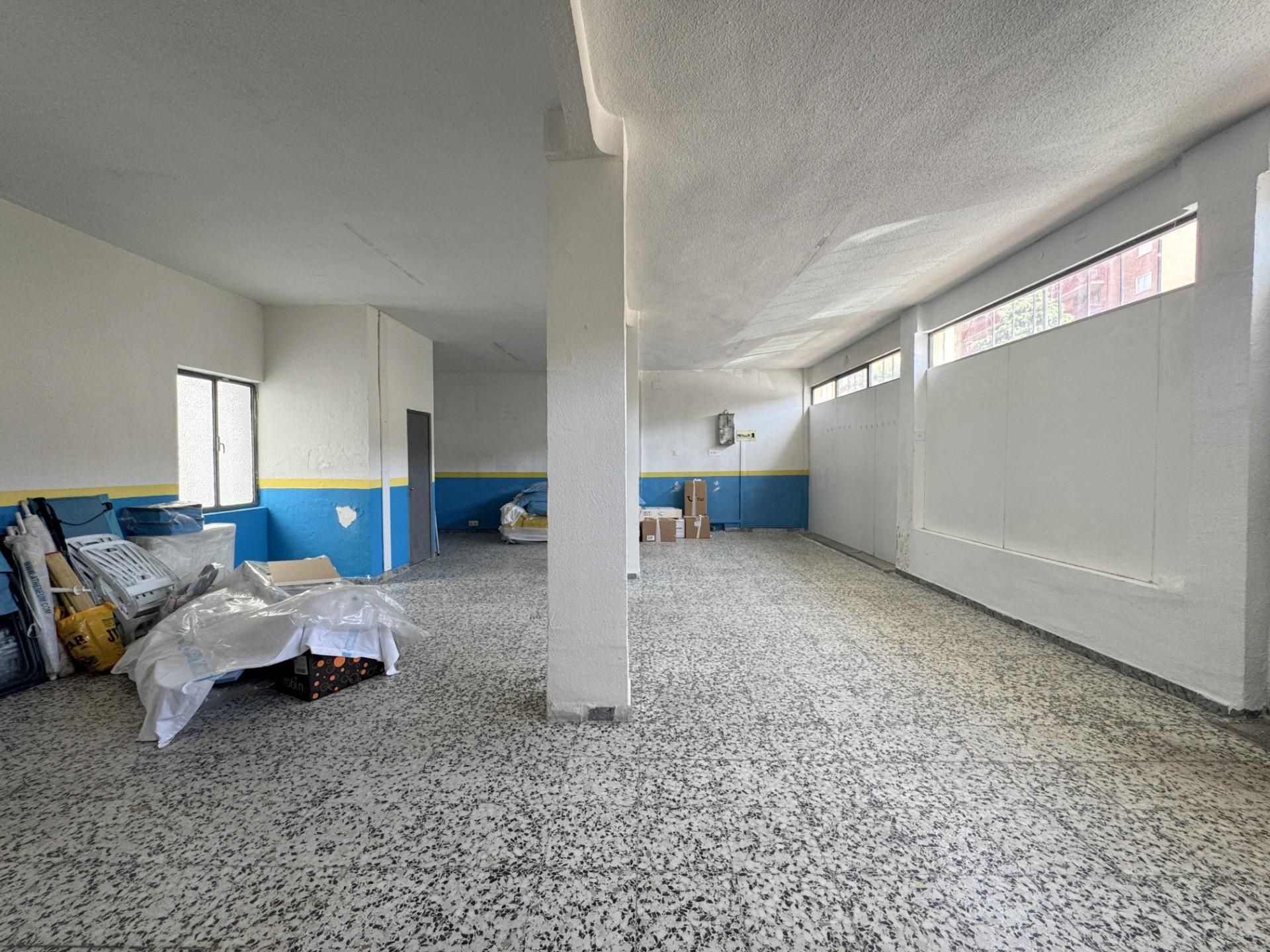 Premises for sale in Ávila Capital