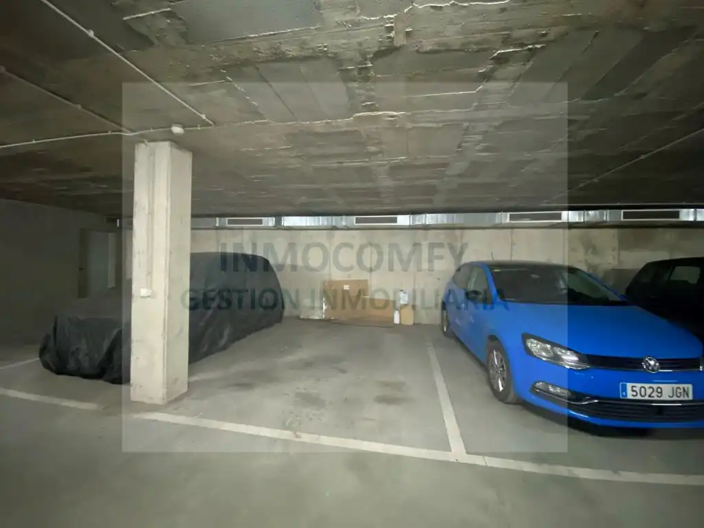 Parking de Dúplex en venta en La Bisbal d'Empordà