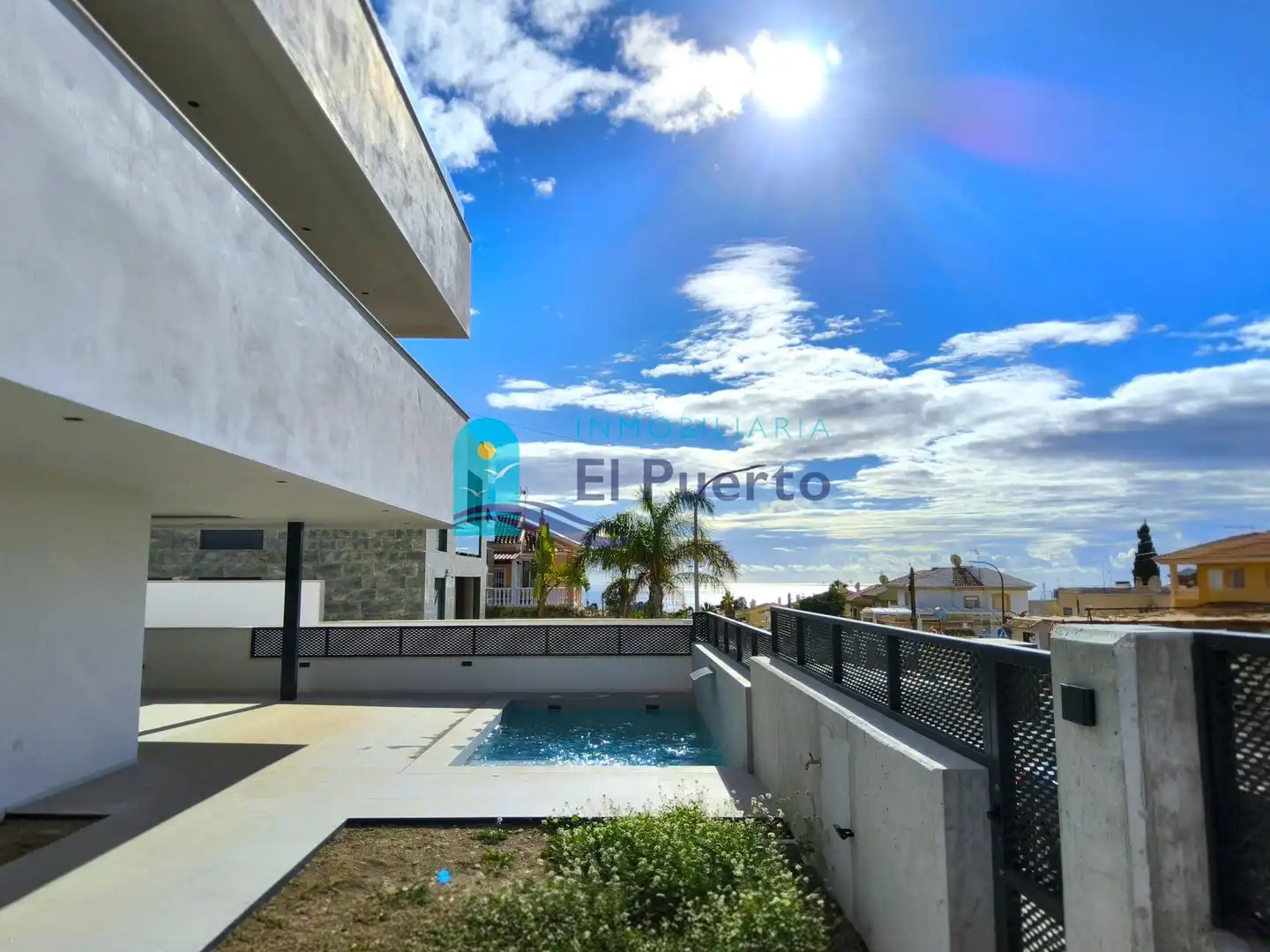 Vista exterior de Casa o xalet en venda en Mazarrón amb Aire condicionat, Terrassa i Traster