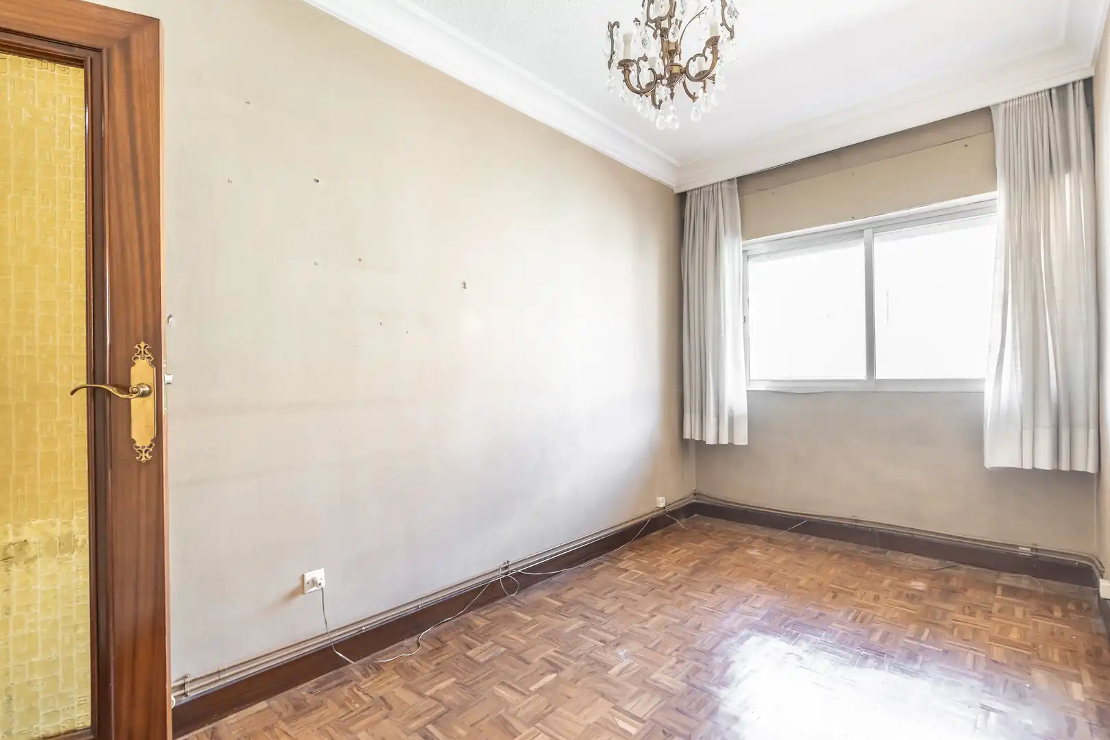 Habitación de Piso en venta en Madrid con Calefacción y Terraza