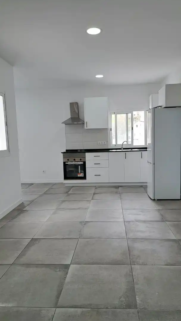 Piso de alquiler en Calle MARIANAO, 29, San Cristóbal - Playa de la Laja