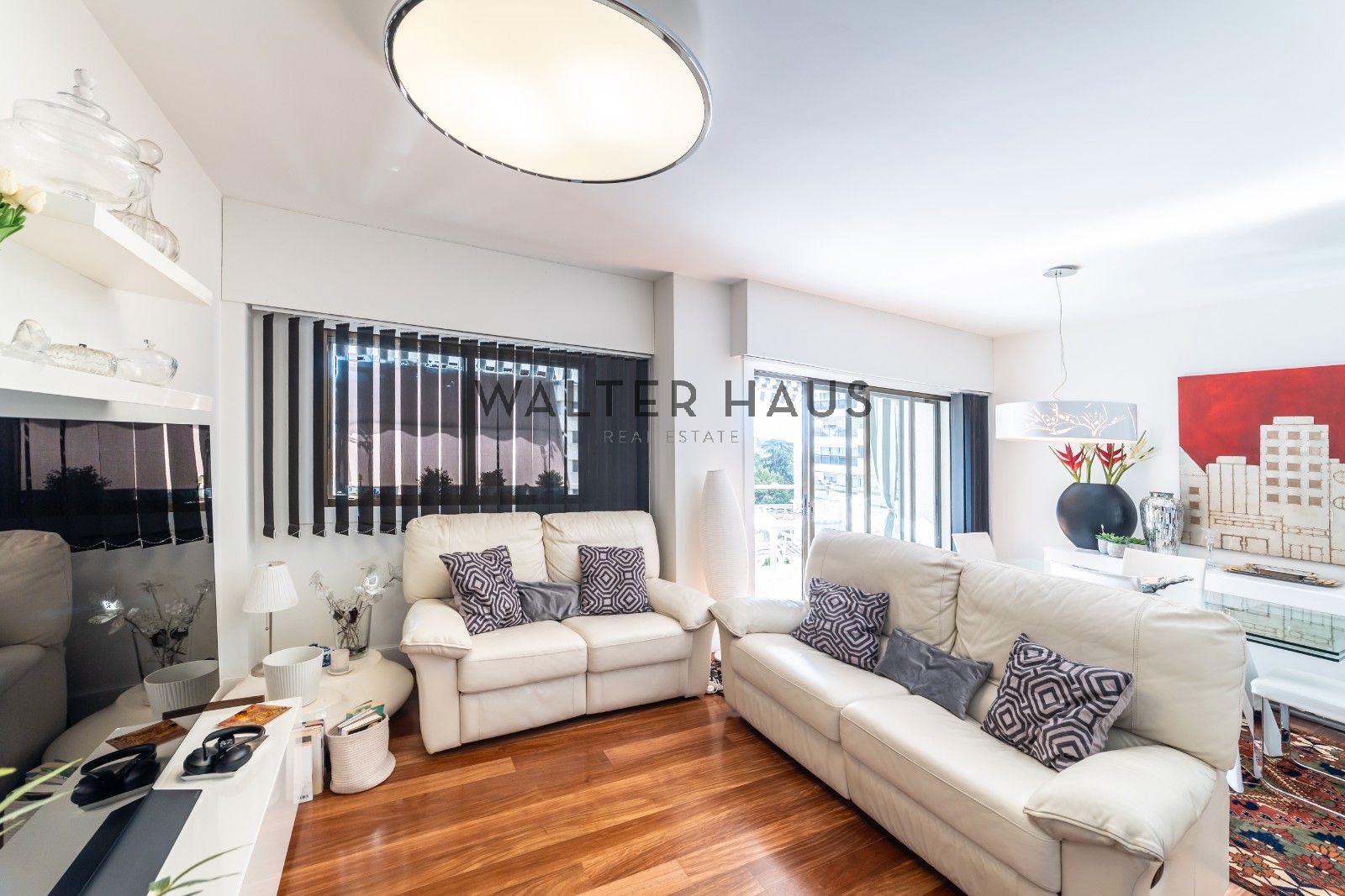 Living room of Flat for sale in  Madrid Capital  with Air Conditioner, Heating and Terrace