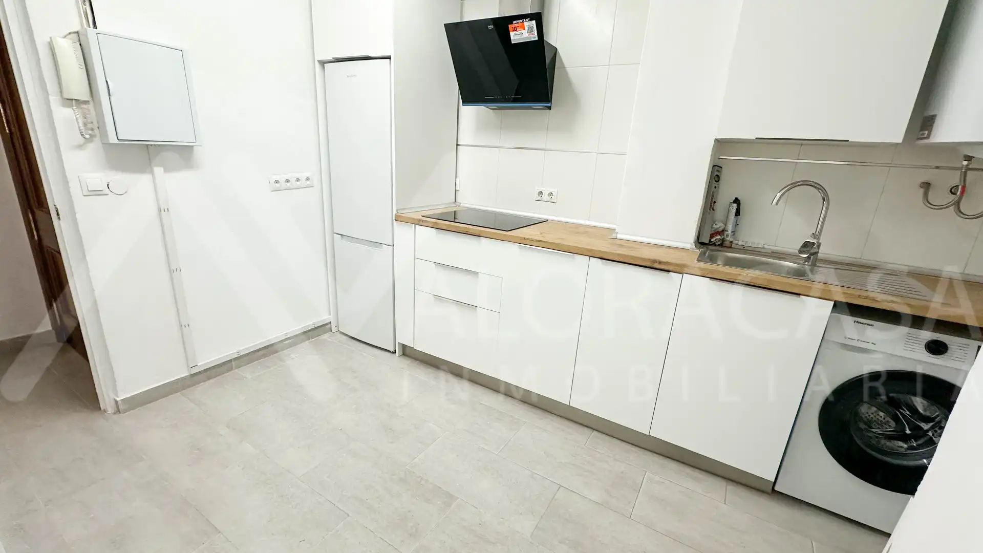 Cocina de Piso de alquiler en Málaga Capital con Aire acondicionado, Terraza y Lavadora