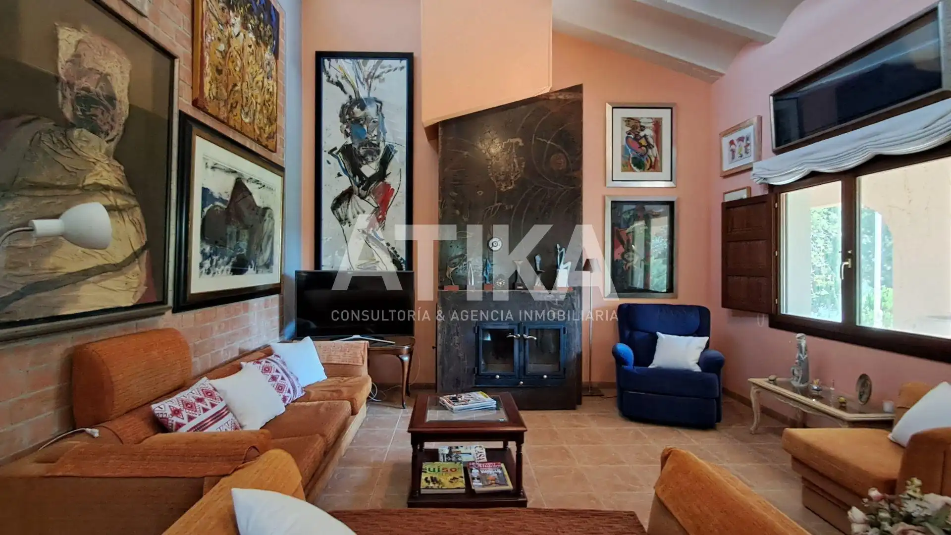 Living room of Houses for rent in Ontinyent  with Heating, Private garden and Furnished