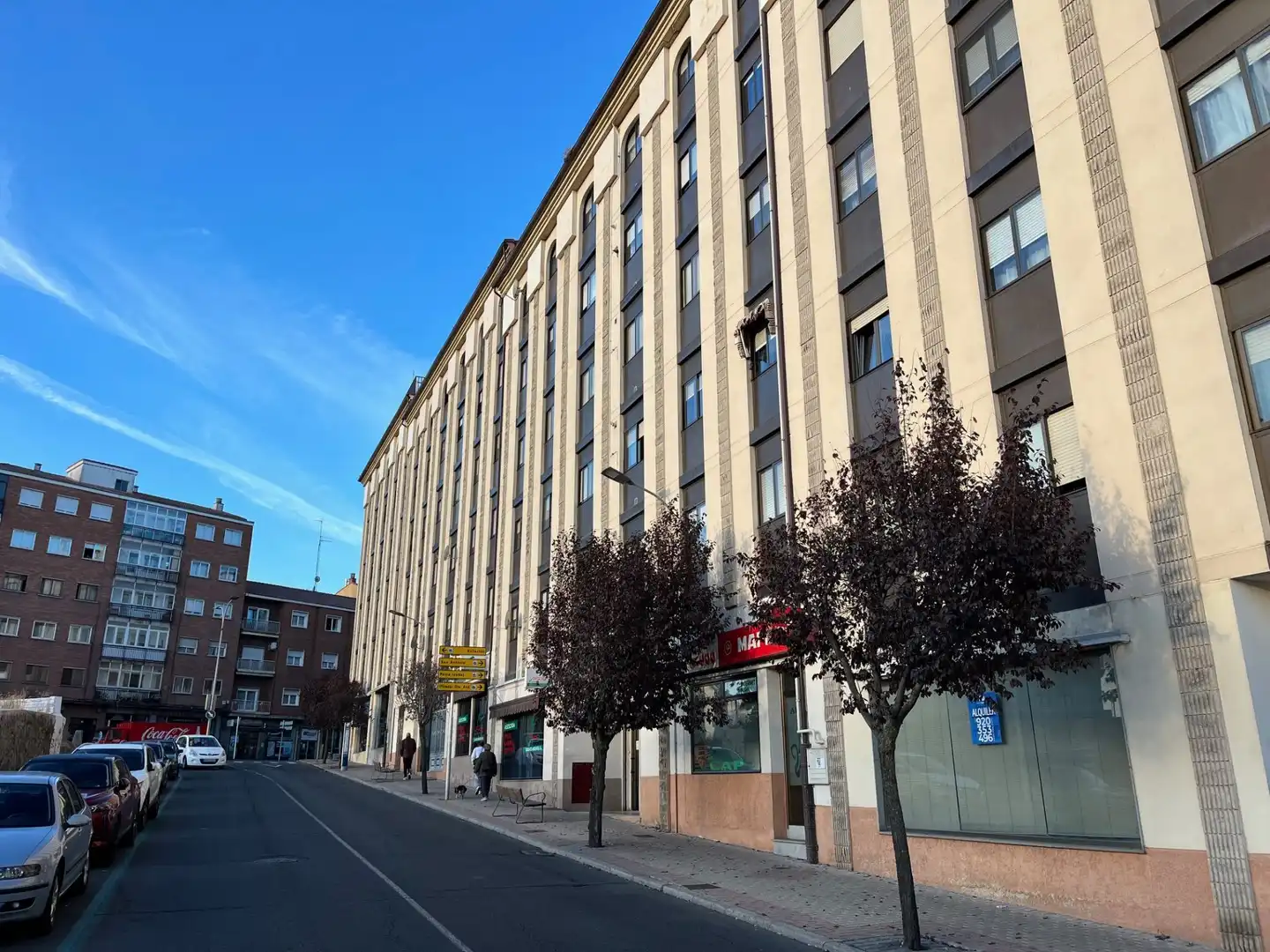 Vista exterior de Local de alquiler en Ávila