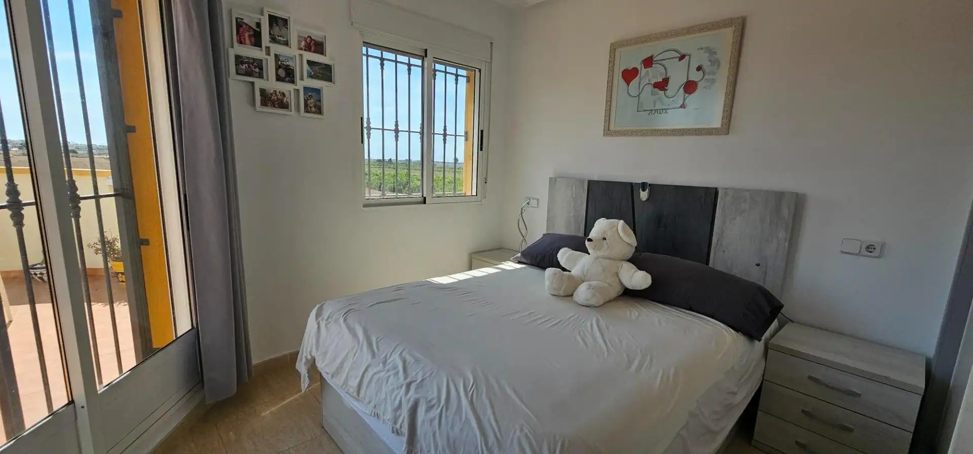 Dormitori de Casa o xalet en venda en El Raso